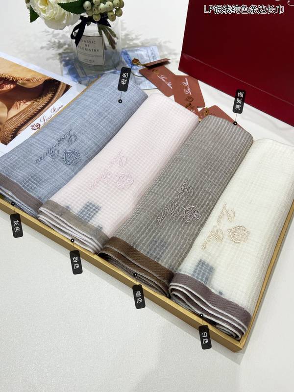 Loro Piana Scarf LPC00054 Loro Piana Scarf LPC00054